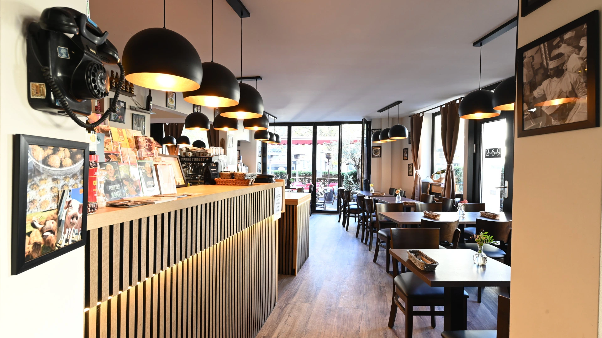 269 Frankfurt vegan und koscher Restaurant Innenansicht
